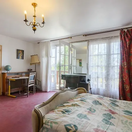 Nonque Guest house 2*